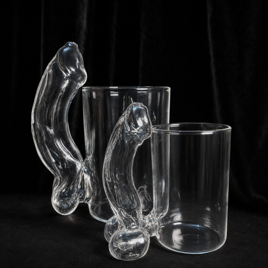 DETKRONIX handmade glass mug with unique sculptural handle